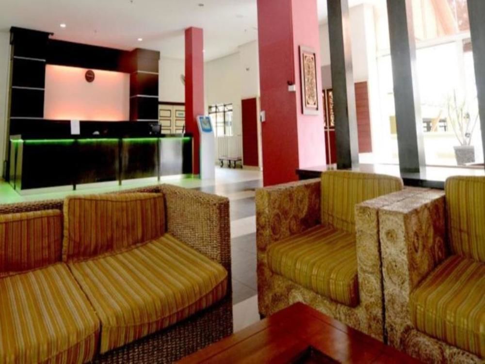Puteri Beach Resort Port Dickson Exterior foto